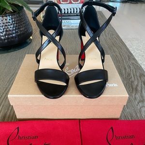 CHRISTIAN LOUBOUTIN BRAND NEW❗️
